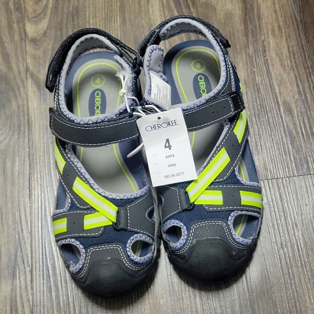 Sandal